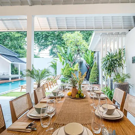 Tropicasa 2 By Bali Villa Solutions Seminyak  Exterior photo